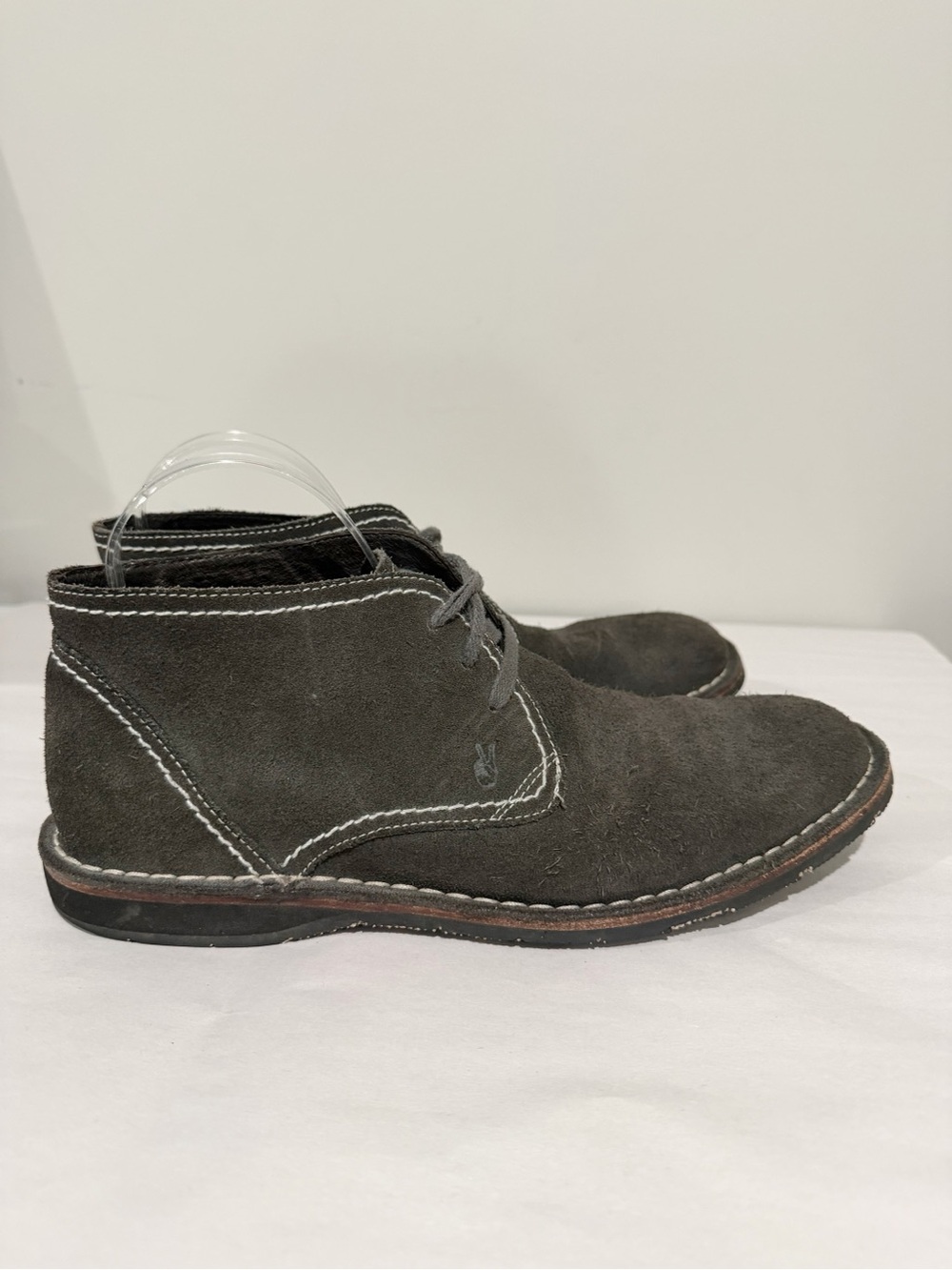 JOHN VARVATOS Ankle Chukka Boots Gray Suede Lace Up Men's Size 9.5 - Picture 3 of 13